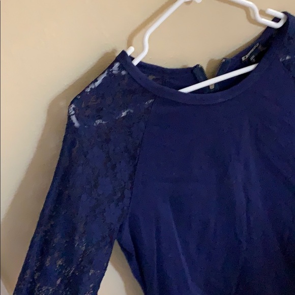 Express Blue top - Picture 2 of 3